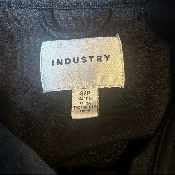 Industry Black Button-Up Shirt - Picture 3 of 6